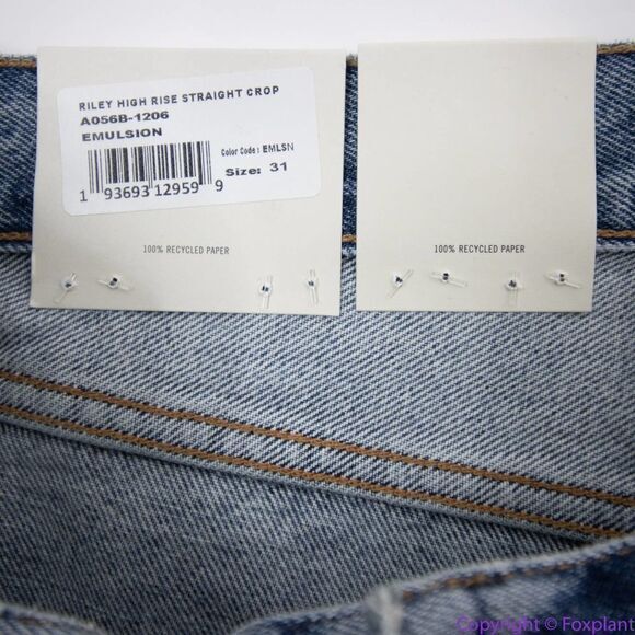NEW AGOLDE Riley High Rise Cropped Straight Fit Jeans in Emulsion wash, 31 - Picture 8 of 11